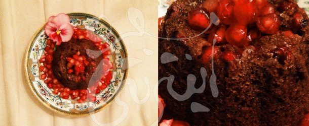 يك لحظه فراموشى ؛ مردى با دامن توری و کیک شب یلدا